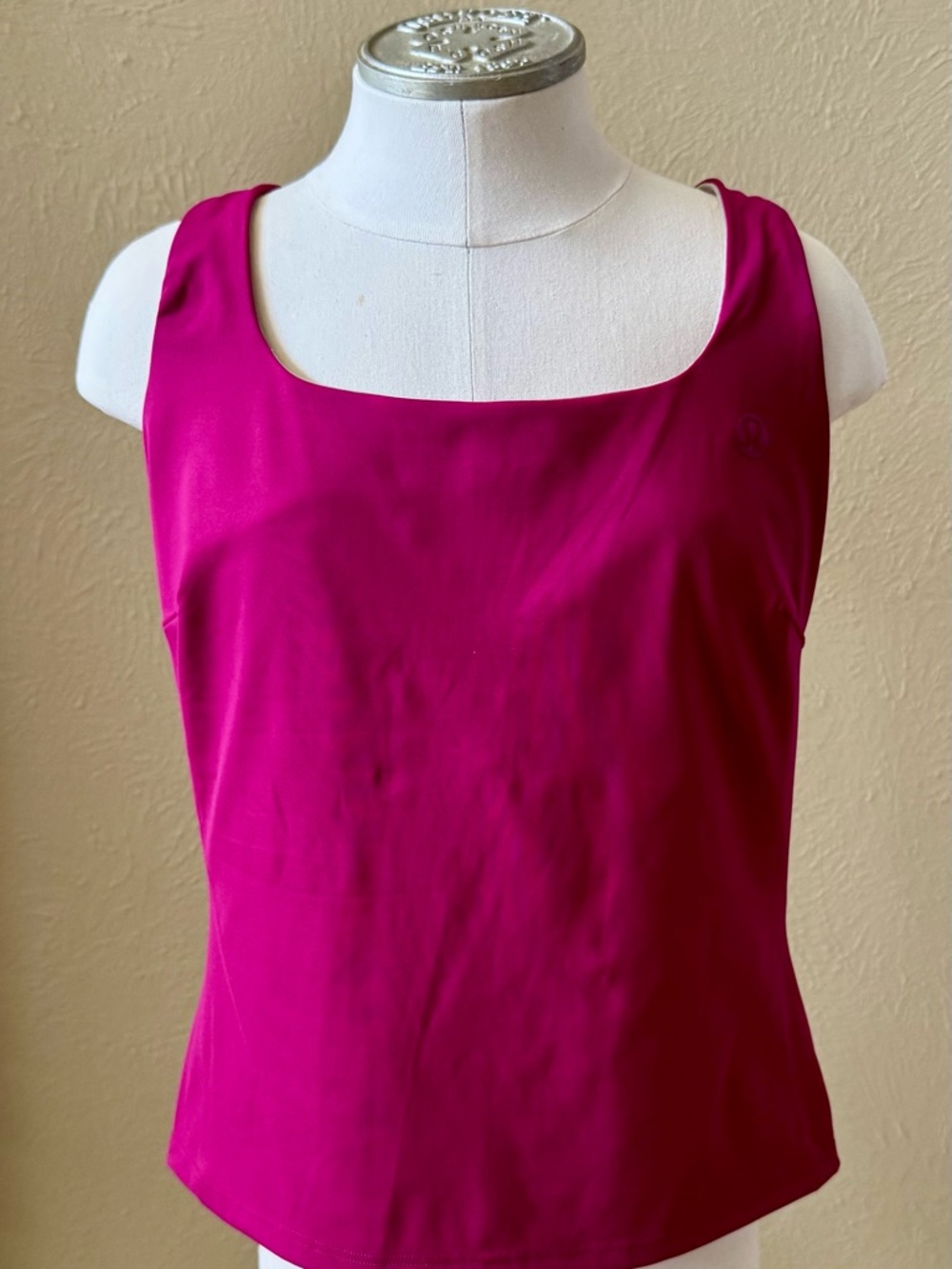 Lululemon Women’s Tank Top & Ribbed Shorts Set